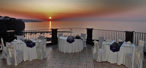 Hr & Hotel 3*